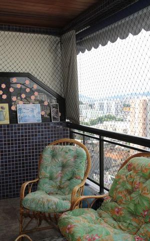 Apartamento à venda com 251m², 4 quartos e 3 vagasVaranda
