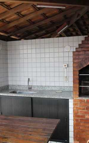 Apartamento à venda com 251m², 4 quartos e 3 vagasÁrea comum - Churrasqueira