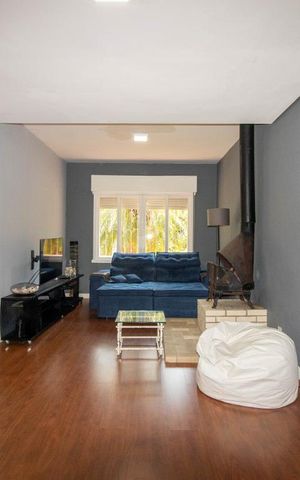 Casa à venda com 262m², 3 quartos e 4 vagas Casa à venda com 262m², 3 quartos e 4 vagasSala 2