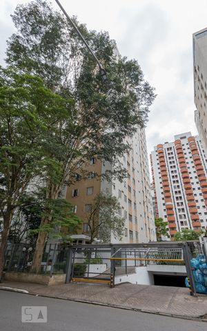 Apartamento à venda com 87m², 2 quartos e 1 vaga Apartamento à venda com 87m², 2 quartos e 1 vagaFachada