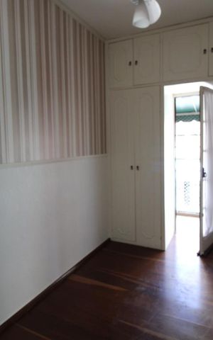 Casa à venda com 181m², 4 quartos e sem vagaQuarto 2 (andar superior)