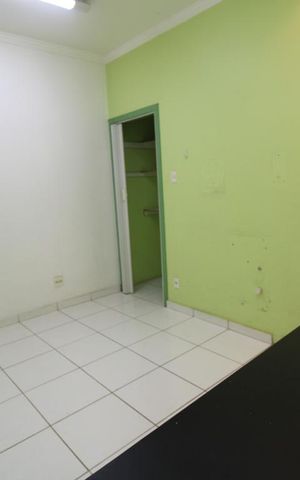 Casa à venda com 181m², 4 quartos e sem vagaSala 2 (térreo)