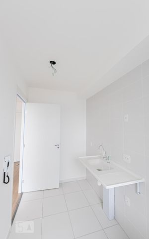 Studio para alugar com 30m², 1 quarto e sem vaga Studio para alugar com 30m², 1 quarto e sem vaga Cozinha e Área de Serviço