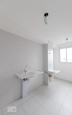 Studio para alugar com 30m², 1 quarto e sem vaga Studio para alugar com 30m², 1 quarto e sem vaga Cozinha e Área de Serviço