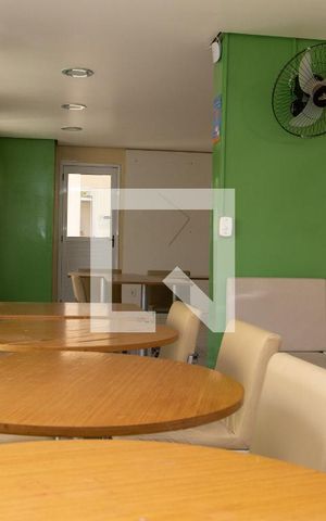 Apartamento à venda com 45m², 2 quartos e 1 vaga Apartamento à venda com 45m², 2 quartos e 1 vagaÁrea comum - Salão de festas