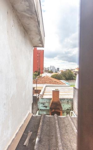 Casa à venda com 206m², 3 quartos e 3 vagasVista quarto 2