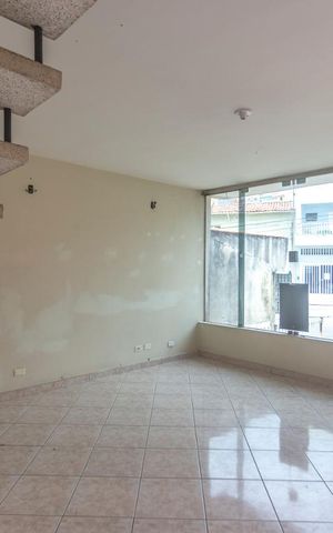 Casa à venda com 206m², 3 quartos e 3 vagasSala de estar