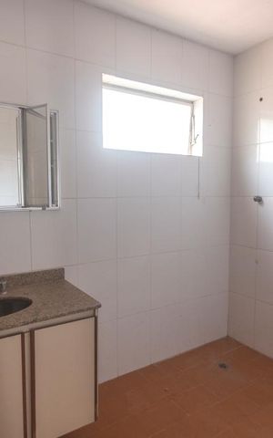 Casa à venda com 206m², 3 quartos e 3 vagasBanheiro de serviço