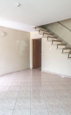 Casa à venda com 206m², 3 quartos e 3 vagasSala de estar