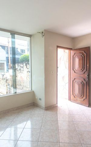 Casa à venda com 206m², 3 quartos e 3 vagasSala de estar