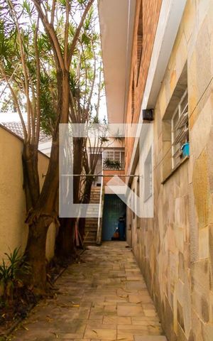Casa à venda com 600m², 6 quartos e 6 vagasGaragem  e quintal