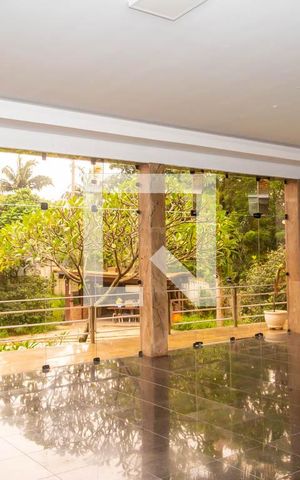 Casa à venda com 600m², 6 quartos e 6 vagasSala 1