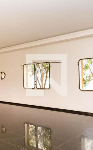 Casa à venda com 600m², 6 quartos e 6 vagasSala 1