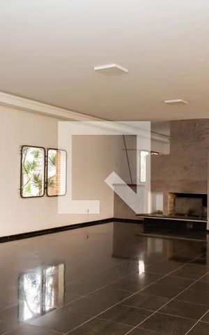 Casa à venda com 600m², 6 quartos e 6 vagasSala 1