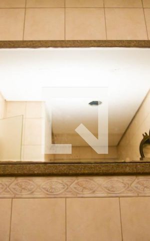 Casa à venda com 600m², 6 quartos e 6 vagasBanheiro da Suíte 5
