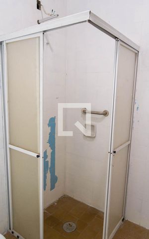 Casa à venda com 600m², 6 quartos e 6 vagasBanheiro de Serviço