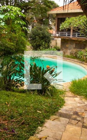 Casa à venda com 600m², 6 quartos e 6 vagasVista da entrada