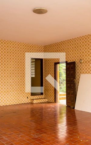 Casa à venda com 600m², 6 quartos e 6 vagasGaragem