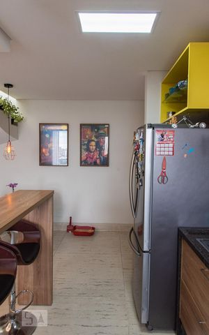 Apartamento para alugar com 134m², 2 quartos e 2 vagas Apartamento para alugar com 134m², 2 quartos e 2 vagasCozinha