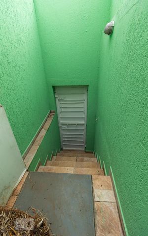 Casa para alugar com 190m², 3 quartos e 1 vaga Casa para alugar com 190m², 3 quartos e 1 vagaArea Comum