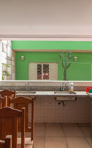 Casa para alugar com 190m², 3 quartos e 1 vaga Casa para alugar com 190m², 3 quartos e 1 vagaÁrea comum - Churrasqueira