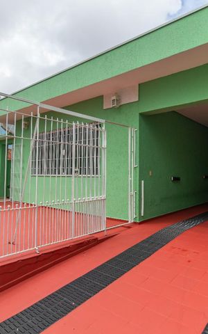 Casa para alugar com 190m², 3 quartos e 1 vaga Casa para alugar com 190m², 3 quartos e 1 vagaGaragem