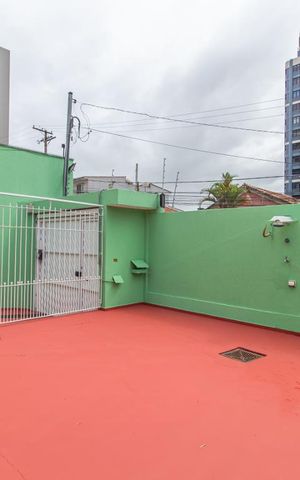 Casa para alugar com 190m², 3 quartos e 1 vaga Casa para alugar com 190m², 3 quartos e 1 vagaArea Comum