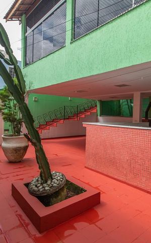 Casa para alugar com 190m², 3 quartos e 1 vaga Casa para alugar com 190m², 3 quartos e 1 vagaÁrea comum - Churrasqueira