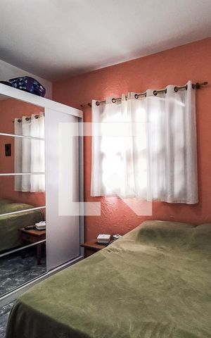 Casa à venda com 170m², 3 quartos e 2 vagas Casa à venda com 170m², 3 quartos e 2 vagasQuarto 2