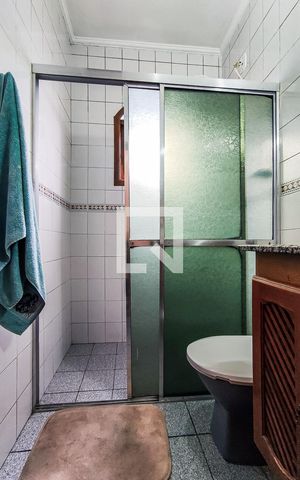 Casa à venda com 170m², 3 quartos e 2 vagas Casa à venda com 170m², 3 quartos e 2 vagasBanheiro dos Quartos