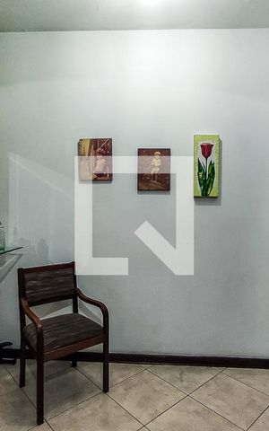 Casa à venda com 170m², 3 quartos e 2 vagas Casa à venda com 170m², 3 quartos e 2 vagasHall Entrada