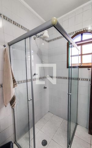 Casa à venda com 170m², 3 quartos e 2 vagas Casa à venda com 170m², 3 quartos e 2 vagasBanheiro da Suíte