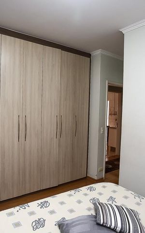 Casa à venda com 200m², 3 quartos e 3 vagas Casa à venda com 200m², 3 quartos e 3 vagassuíte