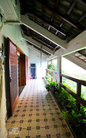 Casa à venda com 600m², 4 quartos e 6 vagasVaranda da Suíte 1