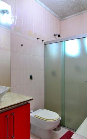 Casa à venda com 600m², 4 quartos e 6 vagasBanheiro da Suíte 3