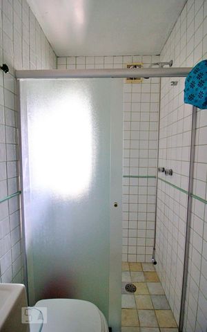 Casa à venda com 600m², 4 quartos e 6 vagasBanheiro da Suíte 4