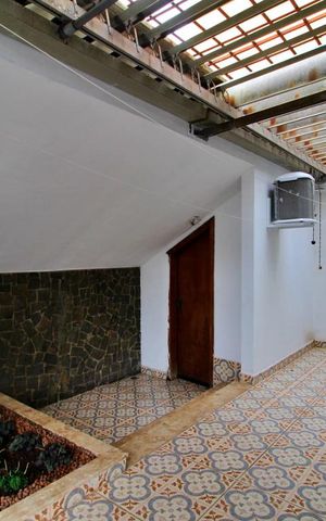 Casa à venda com 600m², 4 quartos e 6 vagasQuintal
