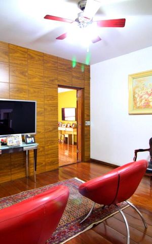 Casa à venda com 600m², 4 quartos e 6 vagasSala 2