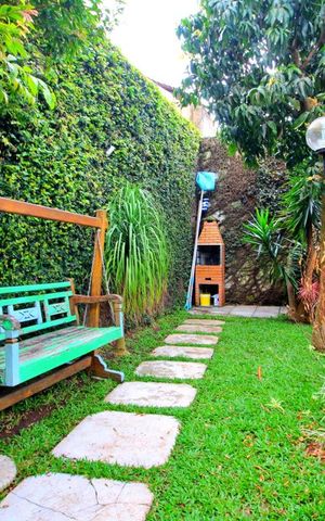 Casa à venda com 600m², 4 quartos e 6 vagasJardim