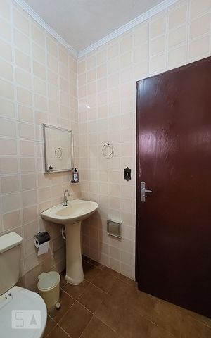 Apartamento para alugar com 70m², 1 quarto e 1 vaga Apartamento para alugar com 70m², 1 quarto e 1 vagaBanheiro