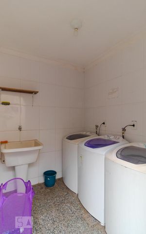 Apartamento para alugar com 30m², 1 quarto e sem vaga Apartamento para alugar com 30m², 1 quarto e sem vagaÁrea comum - Lavanderia