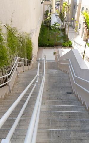 Apartamento para alugar com 32m², 2 quartos e sem vagaEscada