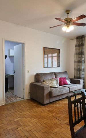 Apartamento à venda com 86m², 2 quartos e 1 vaga Apartamento à venda com 86m², 2 quartos e 1 vagaSala