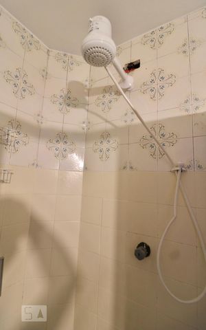 Apartamento à venda com 86m², 2 quartos e 1 vaga Apartamento à venda com 86m², 2 quartos e 1 vagaBanheiro