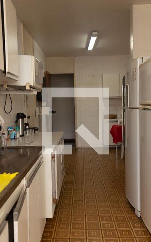 Apartamento à venda com 220m², 3 quartos e 3 vagas Apartamento à venda com 220m², 3 quartos e 3 vagasCozinha
