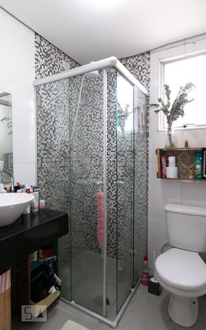 Apartamento à venda com 56m², 2 quartos e 1 vagaBanheiro 
