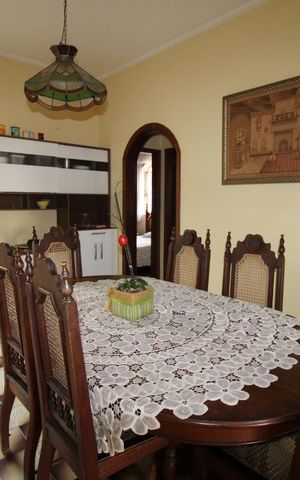 Casa à venda com 250m², 5 quartos e 4 vagasSala de Jantar