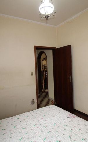 Casa à venda com 250m², 5 quartos e 4 vagasQuarto 2