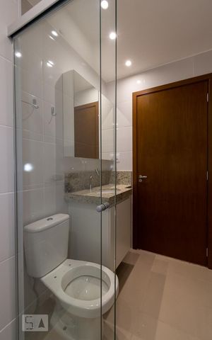 Apartamento para alugar com 69m², 2 quartos e 2 vagas Apartamento para alugar com 69m², 2 quartos e 2 vagasBanheiro Social