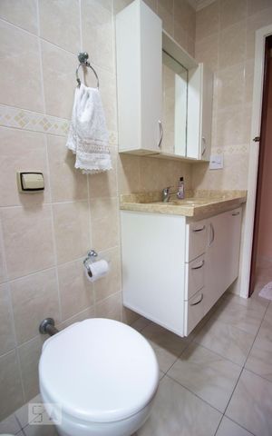Casa à venda com 180m², 3 quartos e 2 vagasBanheiro Social